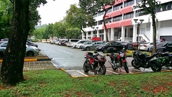 211 Henderson (D3), Retail #410211711